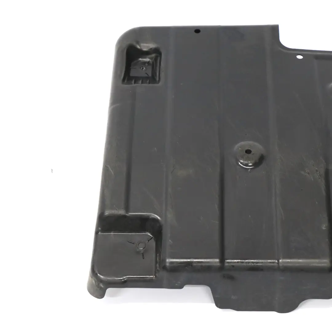 Osłona Podwozia Tylna Panel Osłona Przeciwbłotna do Mercedes S205 o numerze A2386931400 Mercedes S205 Osłona Podwozia Tylna Panel Osłona Przeciwbłotna - SKU A2386931400 - Numer Części A2386931400