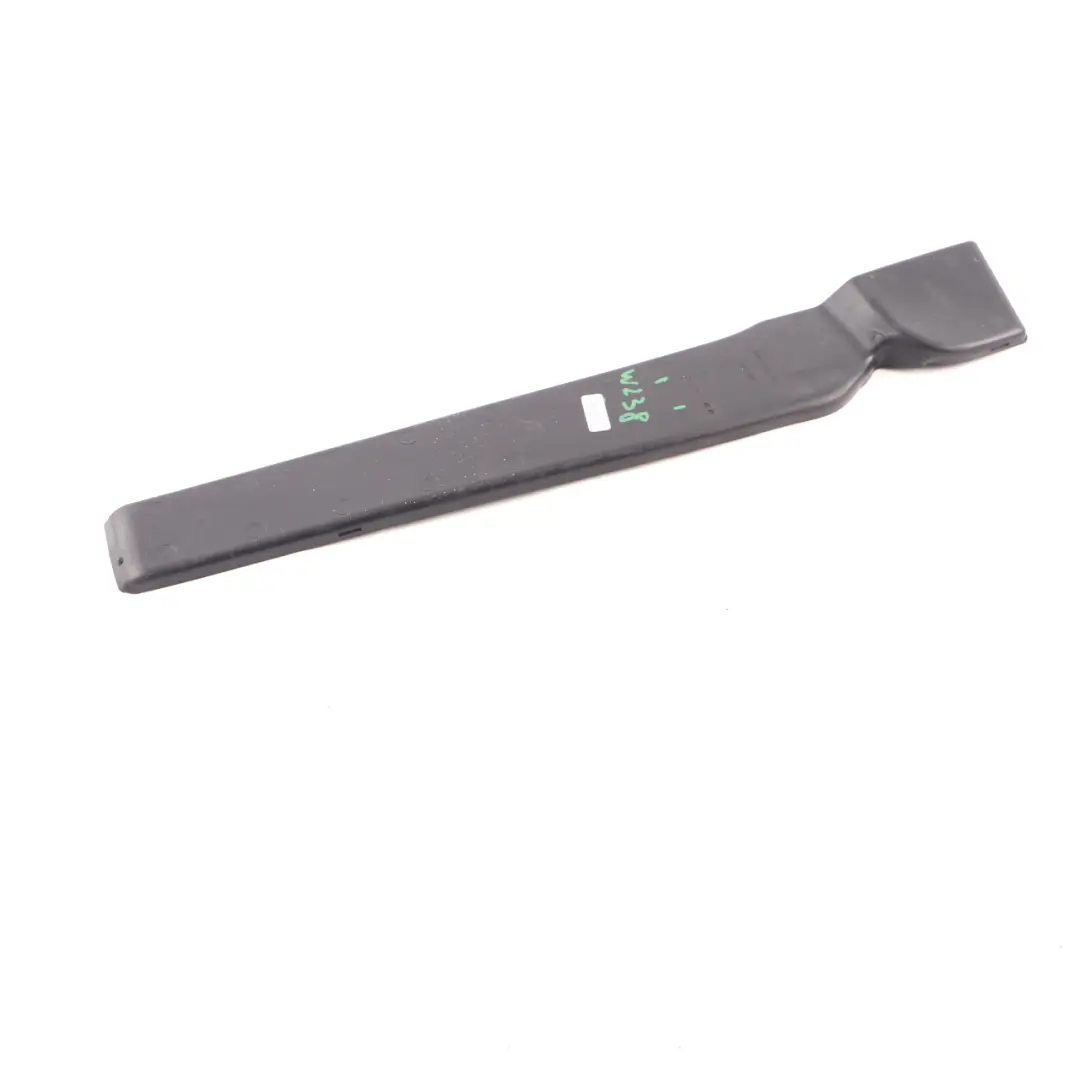 Inserción Tarjeta Puerta Cubre Delantero Izquierdo para Mercedes C238 con número de pieza A2387274300 Mercedes C238 Inserción Tarjeta Puerta Cubre Delantero Izquierdo - SKU A2387274300 - Número de pieza A2387274300