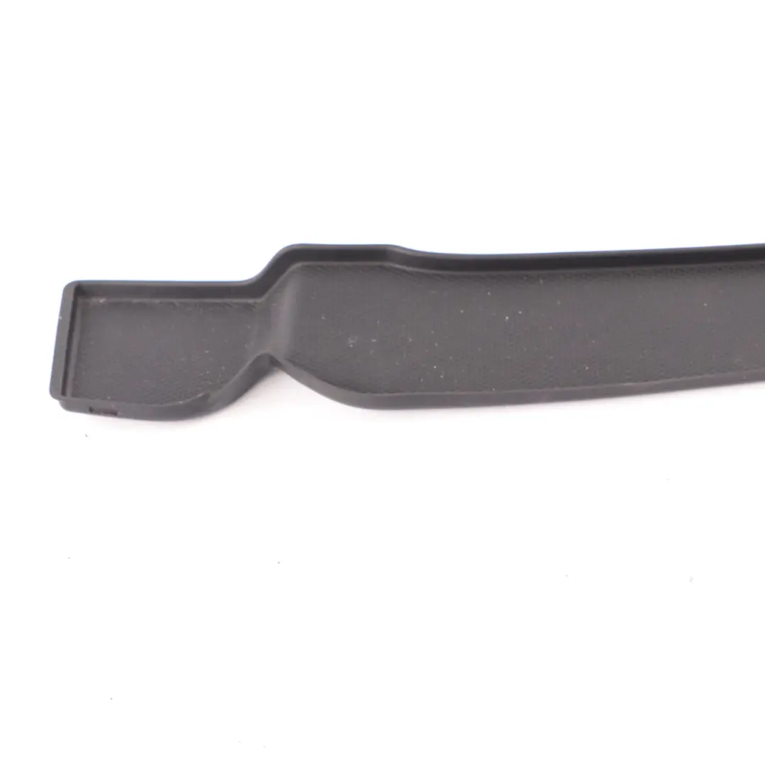 Mercedes C238 Inserción Tarjeta Puerta Cubre Delantero Izquierdo - SKU A2387274300 - Número de pieza A2387274300