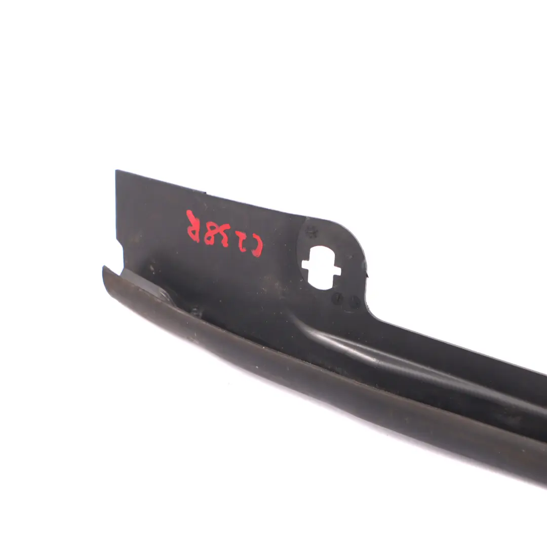 Junta de la puerta delantera derecha Tira sellado para Mercedes C238 con número de pieza A2387276000 Mercedes C238 Junta de la puerta delantera derecha Tira sellado - SKU A2387276000 - Número de pieza A2387276000