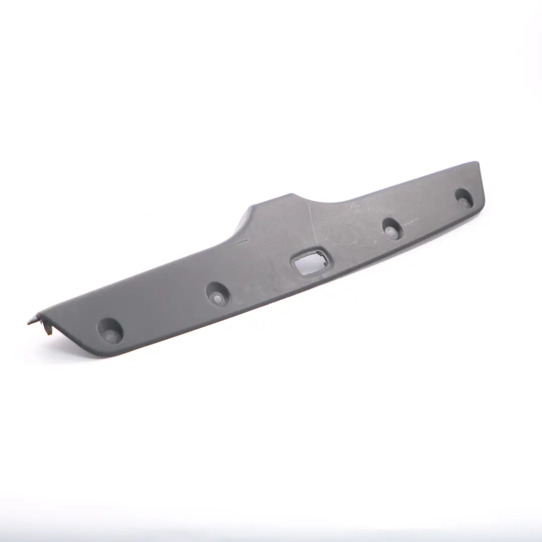 Mercedes C238 Couvercle seuil chargement coffre Plancher arrière - SKU A2387500200 - Numéro de pièce A2387500200