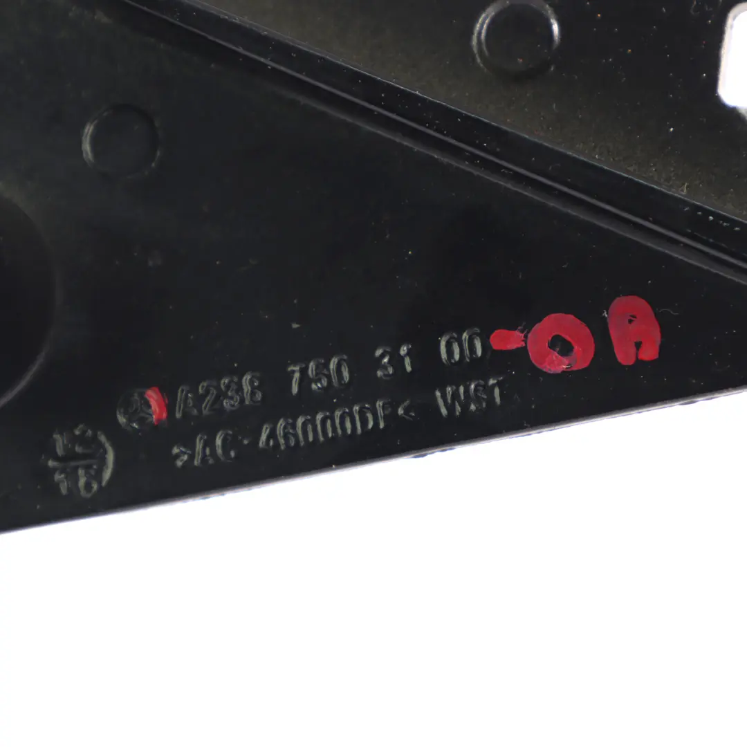  Charnière Mercedes C238 Charnière de coffre gauche Noir Obsidien 197 - SKU A2387503100-OB - Numéro de pièce A2387503100