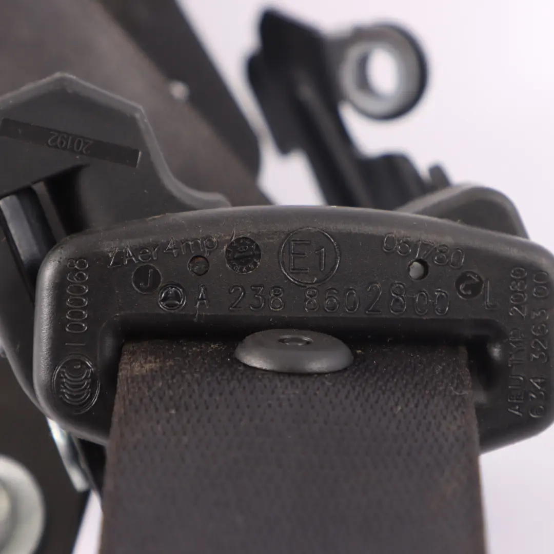 Ceinture de Sécurité Avant Gauche Supérieure pour Mercedes C238 Coupe à propos du numéro de pièce A2388602800 Mercedes C238 Coupe Ceinture de Sécurité Avant Gauche Supérieure - SKU A2388602800-1 - Numéro de pièce A2388602800