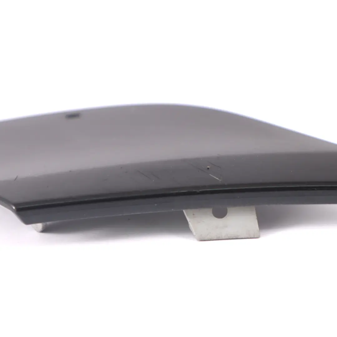 Tapa parachoques trasero Mercedes C238 Ojo de remolque Negro Obsidiana 197 para con número de pieza A2388858900 Tapa parachoques trasero Mercedes C238 Ojo de remolque Negro Obsidiana 197 - SKU A2388858900-OB - Número de pieza A2388858900