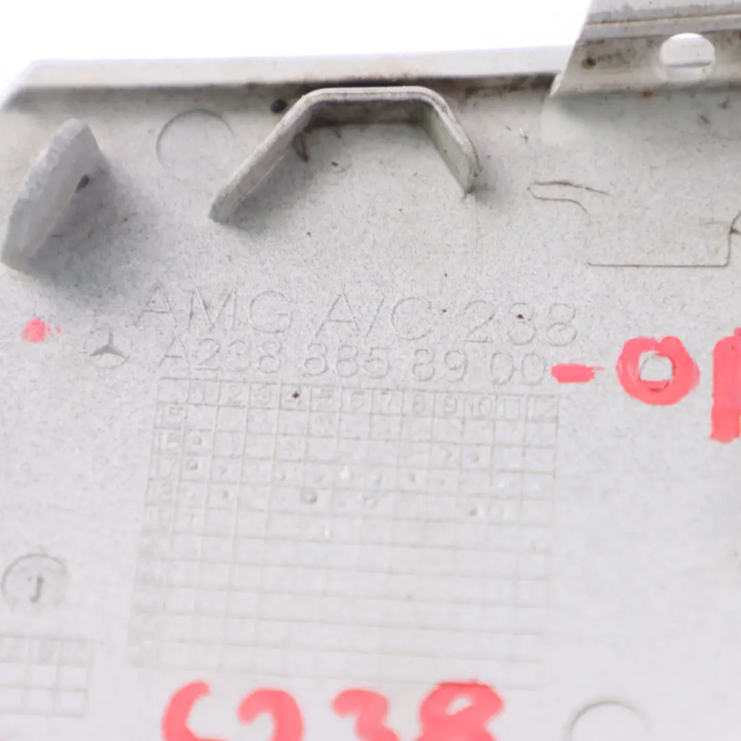 Mercedes C238 Żaślepka Haka Holowniczego Zderzaka Tył Obsidian Black 197 - SKU A2388858900-OB - Numer Części A2388858900