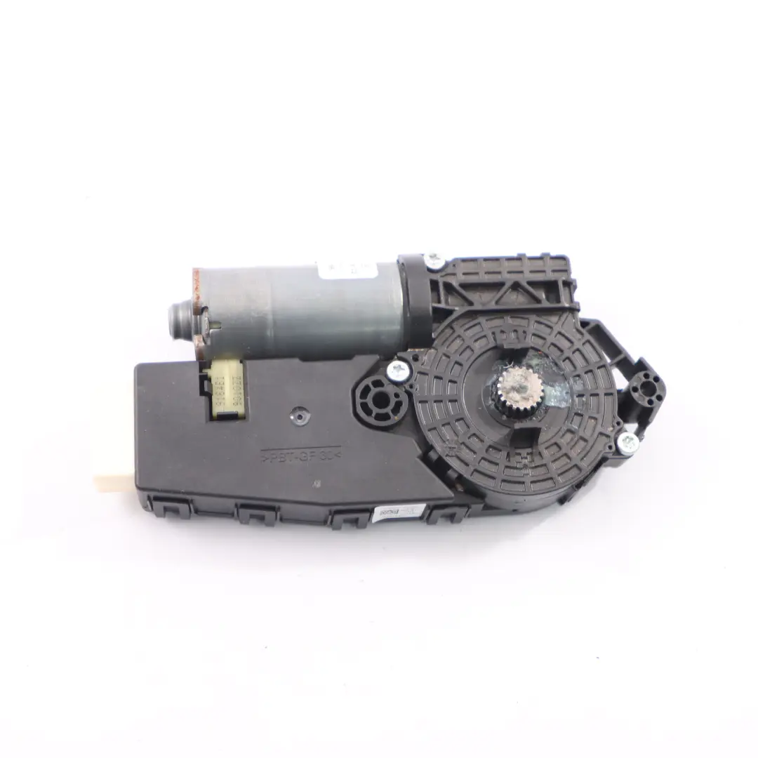 Sunroof Mercedes C238 Panorama Roof Drive Motor Control Module to with Part number A2389006100 Sunroof Mercedes C238 Panorama Roof Drive Motor Control Module - SKU A2389006100 - Part number A2389006100