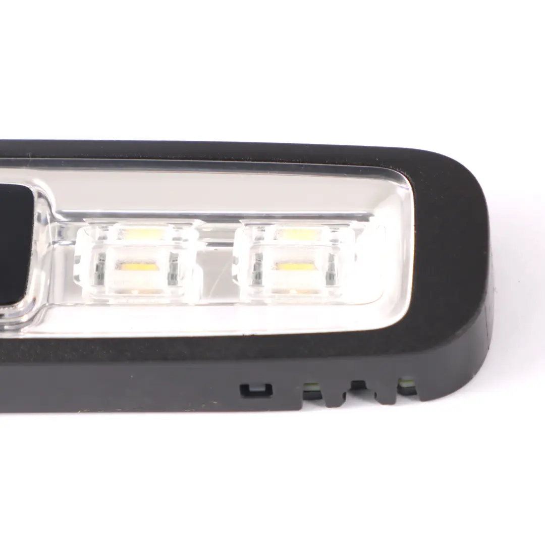 Luz de techo Mercedes W205 C238 Luz interior de lectura trasera para con número de pieza A2389060001 Luz de techo Mercedes W205 C238 Luz interior de lectura trasera - SKU A2389060001 - Número de pieza A2389060001