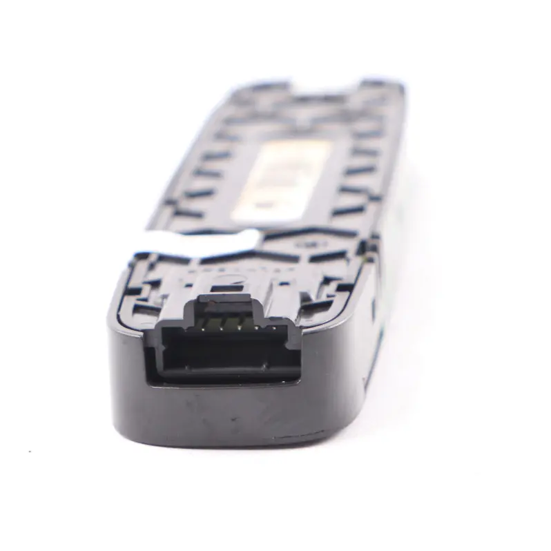 Mercedes C205 Interior Trasero Panel de Luz de Techo - SKU A2389065100 - Número de pieza A2389065100