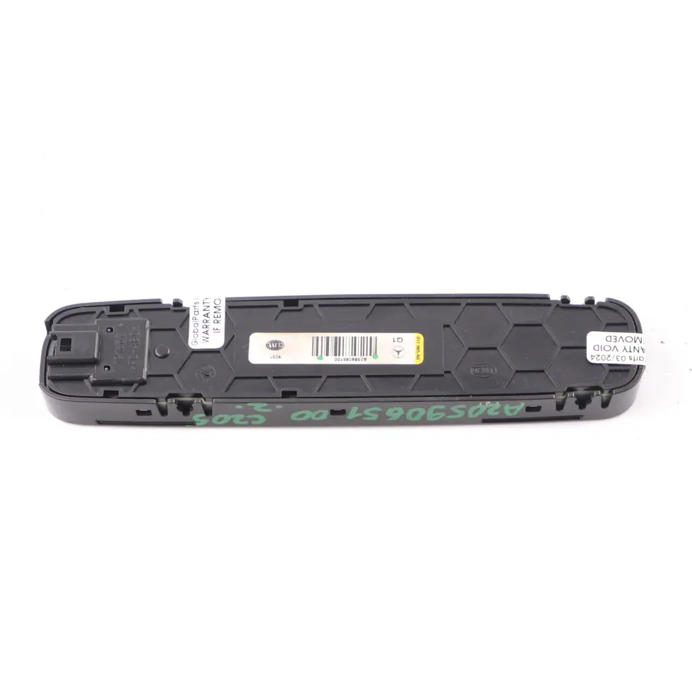 Mercedes C205 Lampka Oświetlenie Kabiny Podsufitki - SKU A2389065100 - Numer Części A2389065100