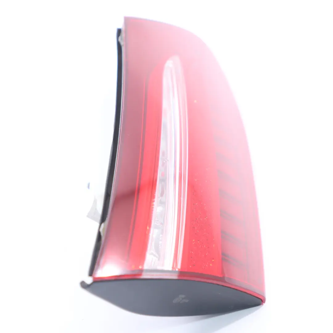 Mercedes C238 Luz Trasera Maletero Portón Trasero Izquierda LED - SKU A2389067301 - Número de pieza A2389067301