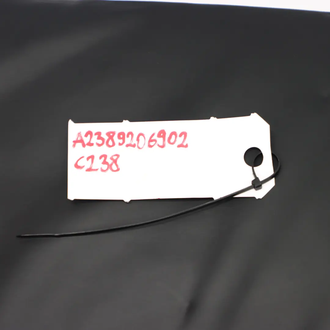  Housse d'accoudoir arrière Mercedes C238 Panneau d'accoudoir arrière cuir noir - SKU A2389206902 - Numéro de pièce A2389206902