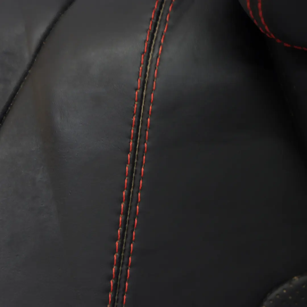 Rücksitz Rückenlehne Rechts Schwarz Leder Nappa für Mercedes C238 mit Teilenummer A2389209501 Mercedes C238 Rücksitz Rückenlehne Rechts Schwarz Leder Nappa - SKU A2389209501 - Teilenummer A2389209501