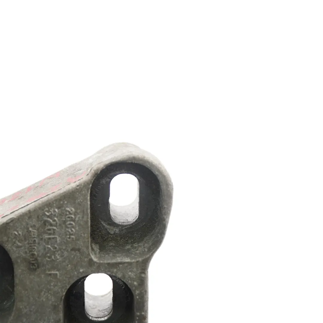 Supporto Cambio Supporto Staffa per Mercedes W176 W246 con numero di parte A2462400617 Mercedes W176 W246 Supporto Cambio Supporto Staffa - SKU A2462400617 - Numero di parte A2462400617