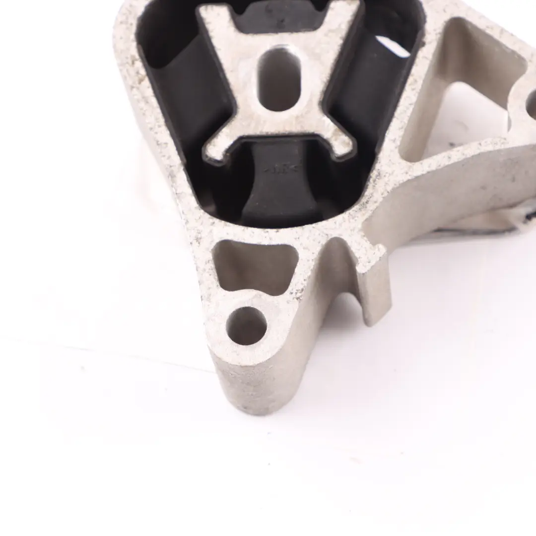 Mercedes X156 Support moteur Support Bracket 1 - SKU A2462400809-2 - Numéro de pièce A2462400809