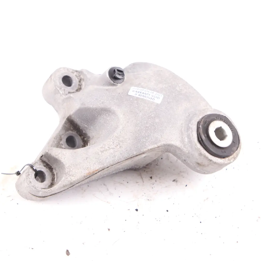 Łapa Poduszka Mocowanie Silnika Prawa do Mercedes W176 W246 o numerze A2462401109 Mercedes W176 W246 Łapa Poduszka Mocowanie Silnika Prawa - SKU A2462401109 - Numer Części A2462401109