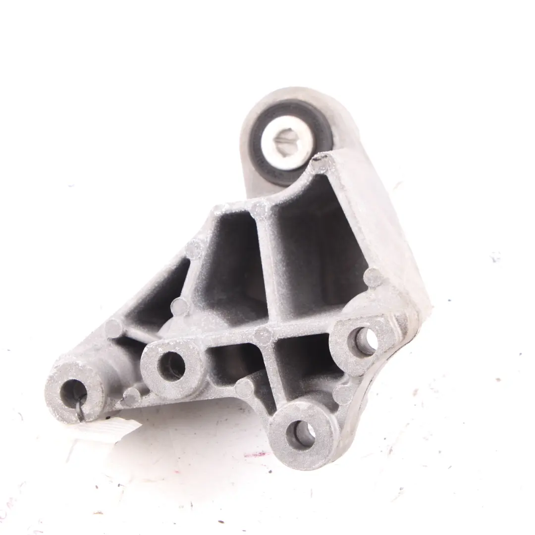 Mercedes W176 W246 destra supporto motore supporto staffa - SKU A2462401109 - Numero di parte A2462401109
