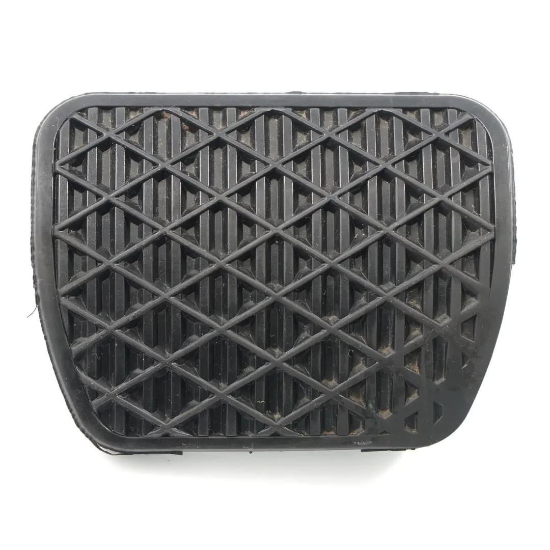 Bremspedal Abdeckung Gesicht Kappe für Mercedes W246 W176 W242 C117 mit Teilenummer A2462920100 Mercedes W246 W176 W242 C117 Bremspedal Abdeckung Gesicht Kappe - SKU A2462920100 - Teilenummer A2462920100