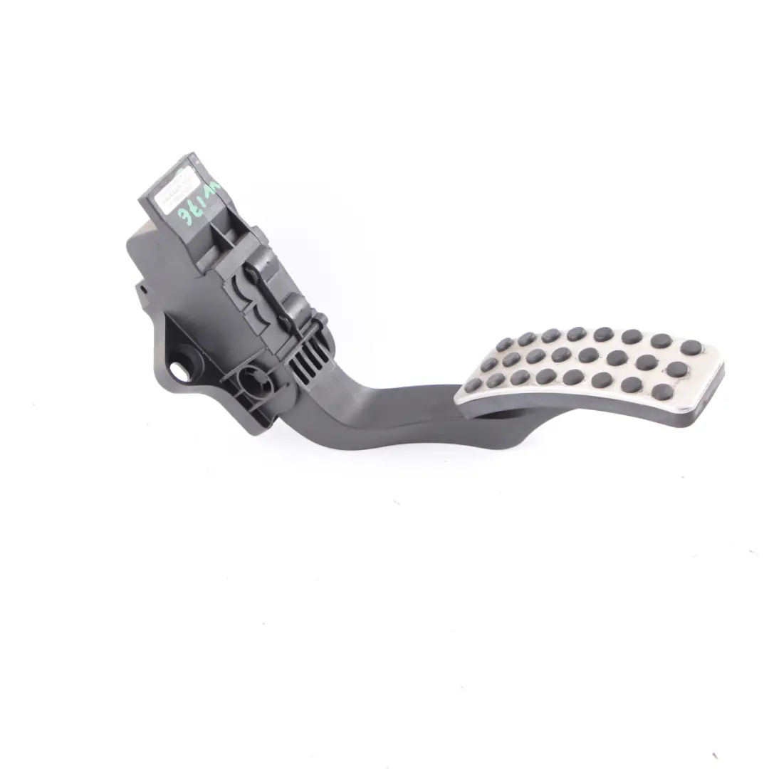 Pédale d'accélérateur Mercedes W176 W246 Unité d'accélération pour à propos du numéro de pièce A2463001904 Pédale d'accélérateur Mercedes W176 W246 Unité d'accélération - SKU A2463001904 - Numéro de pièce A2463001904