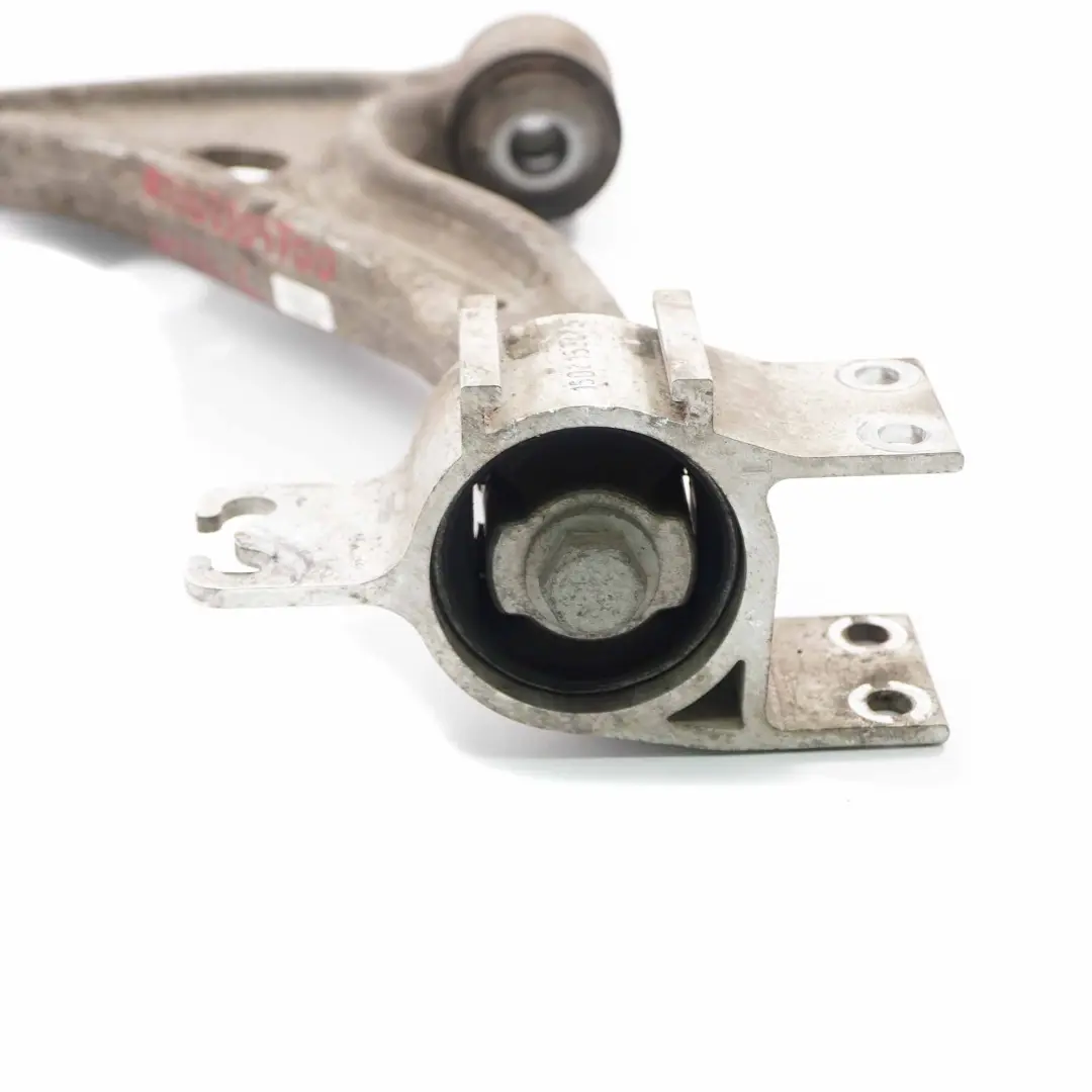 Querlenker Vorderrad Aufhängung Links Achse Federbein für Mercedes W176 W246 mit Teilenummer A2463304700 Mercedes W176 W246 Querlenker Vorderrad Aufhängung Links Achse Federbein - SKU A2463304700 - Teilenummer A2463304700