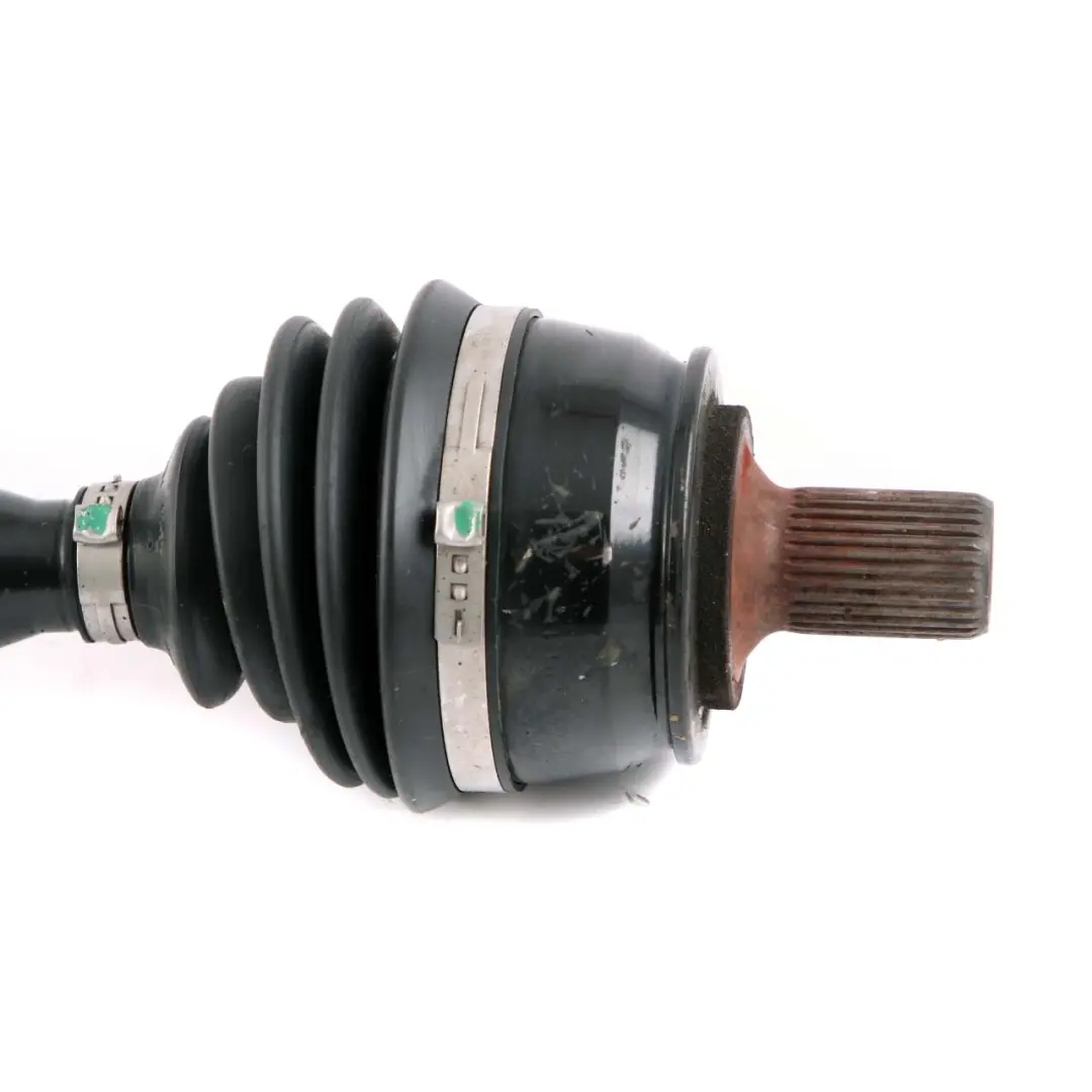 Anteriore sinistra Albero di trasmissione Prop manuale per Mercedes W176 con numero di parte A2463307600 Mercedes W176 Anteriore sinistra Albero di trasmissione Prop manuale - SKU A2463307600 - Numero di parte A2463307600