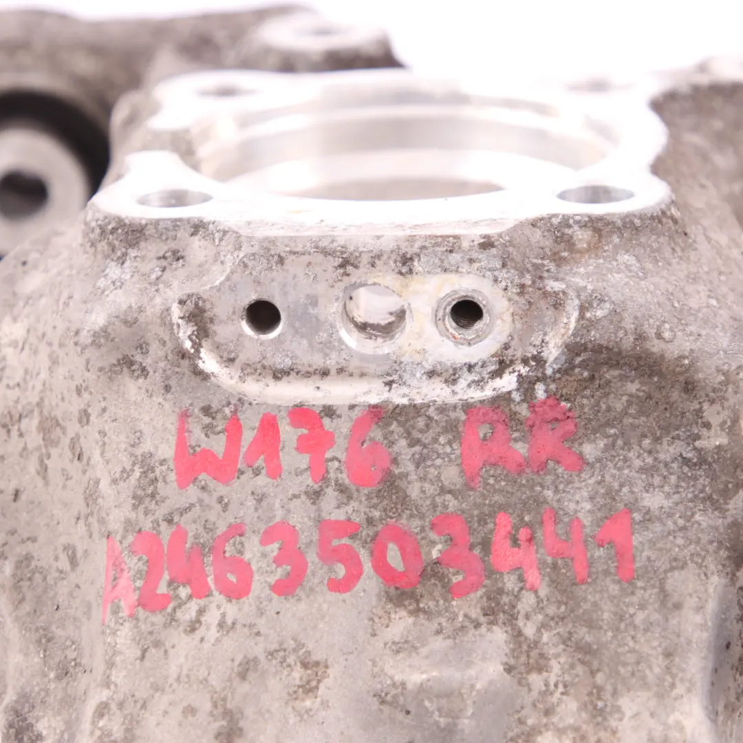 Portaruota Posteriore Destro Mozzo Ruota Knuckle per Mercedes W176 W246 con numero di parte A2463503641 Mercedes W176 W246 Portaruota Posteriore Destro Mozzo Ruota Knuckle - SKU A2463503641-2 - Numero di parte A2463503641