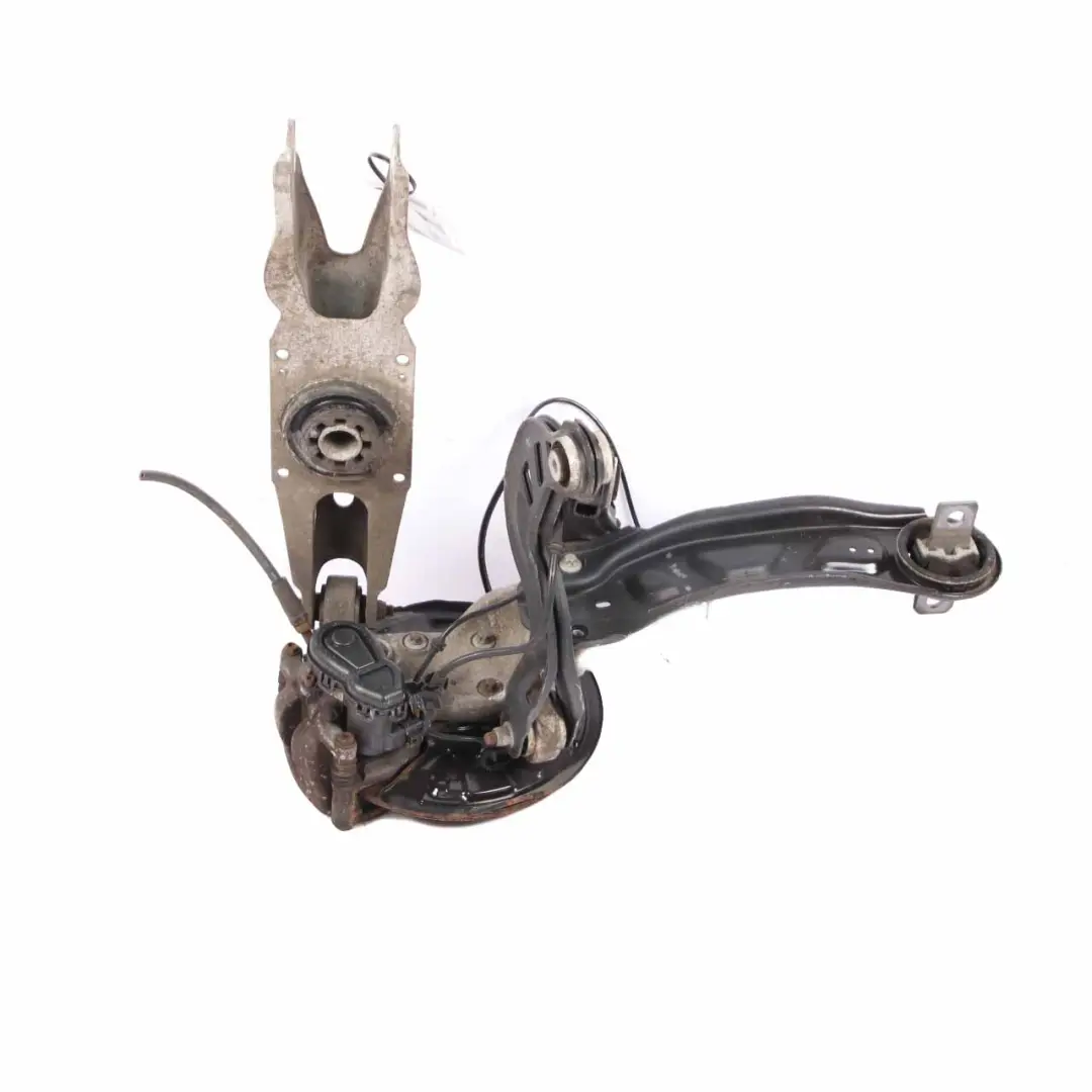 Mercedes W176 W246 trasera derecha Suspensión Pierna Rueda Portador Cubo Knuckle - SKU A2463503641 - Número de pieza A2463503641