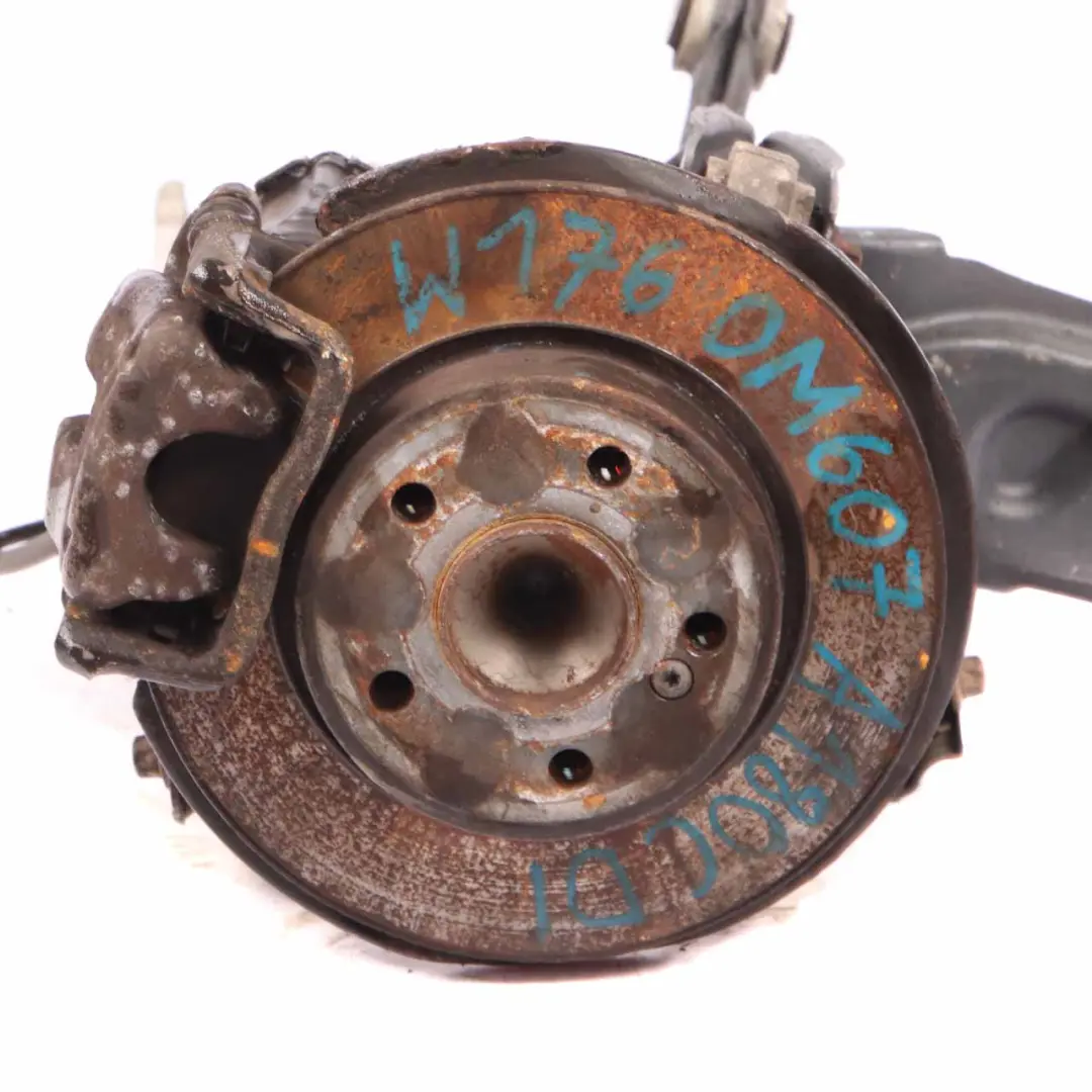 Mercedes W176 W246 Sospensione posteriore destra Gamba portaruota Mozzo Nocca - SKU A2463503641 - Numero di parte A2463503641