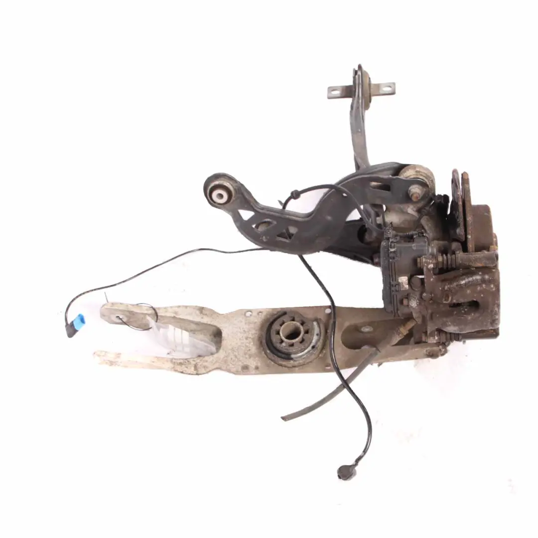 Mercedes W176 W246 trasera derecha Suspensión Pierna Rueda Portador Cubo Knuckle - SKU A2463503641 - Número de pieza A2463503641