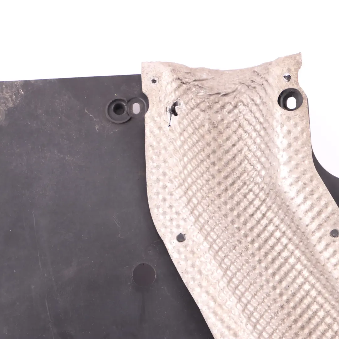 Unterflurabdeckung Hinterachse Unterbodenverkleidung für Mercedes W176 W246 mit Teilenummer A2463520391 Mercedes W176 W246 Unterflurabdeckung Hinterachse Unterbodenverkleidung - SKU A2463520391 - Teilenummer A2463520391