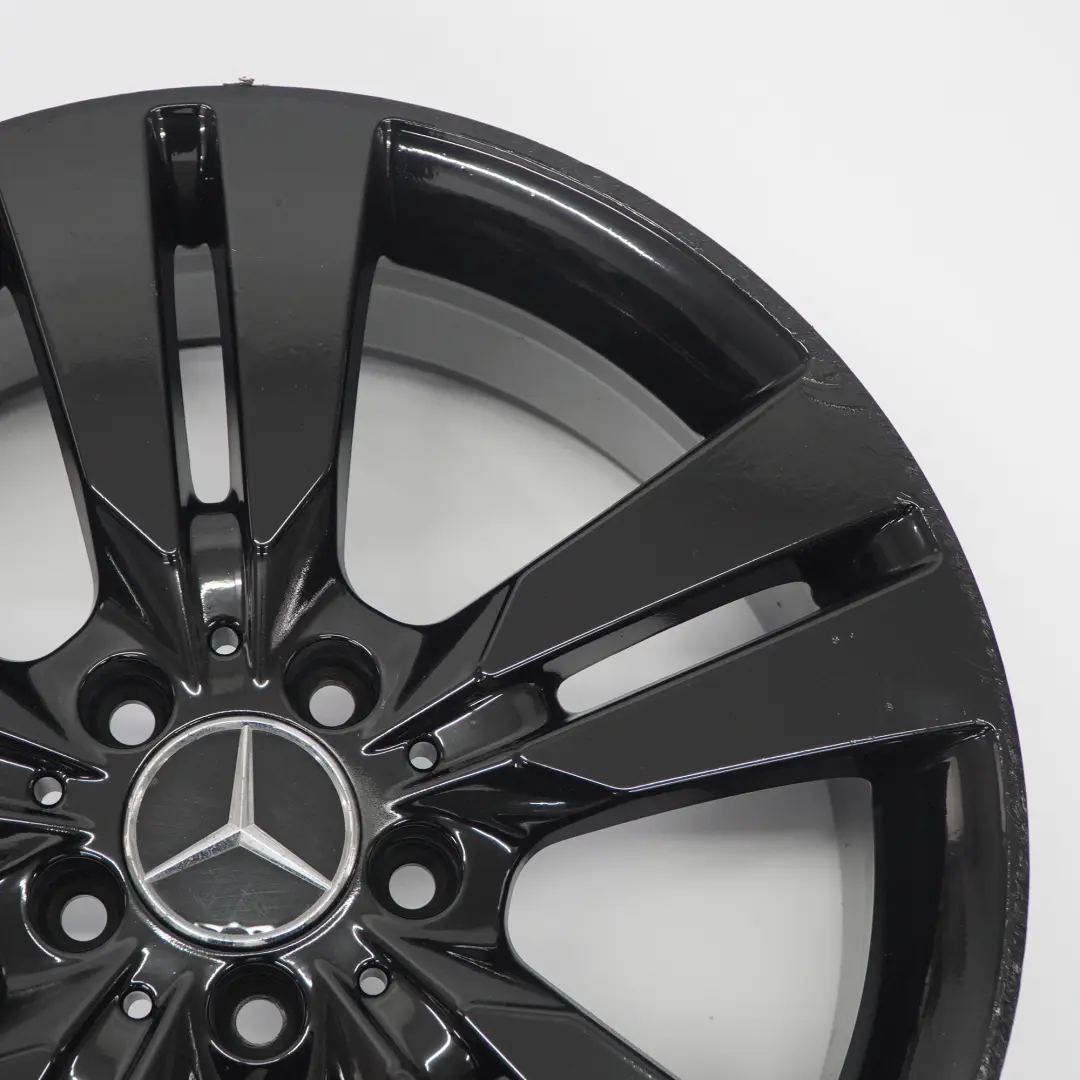 Cerchio in lega nero 18" ET:52 7,5J 5 doppie razze per Mercedes W176 con numero di parte A2464010402 Mercedes W176 Cerchio in lega nero 18" ET:52 7,5J 5 doppie razze - SKU A2464010402-4 - Numero di parte A2464010402