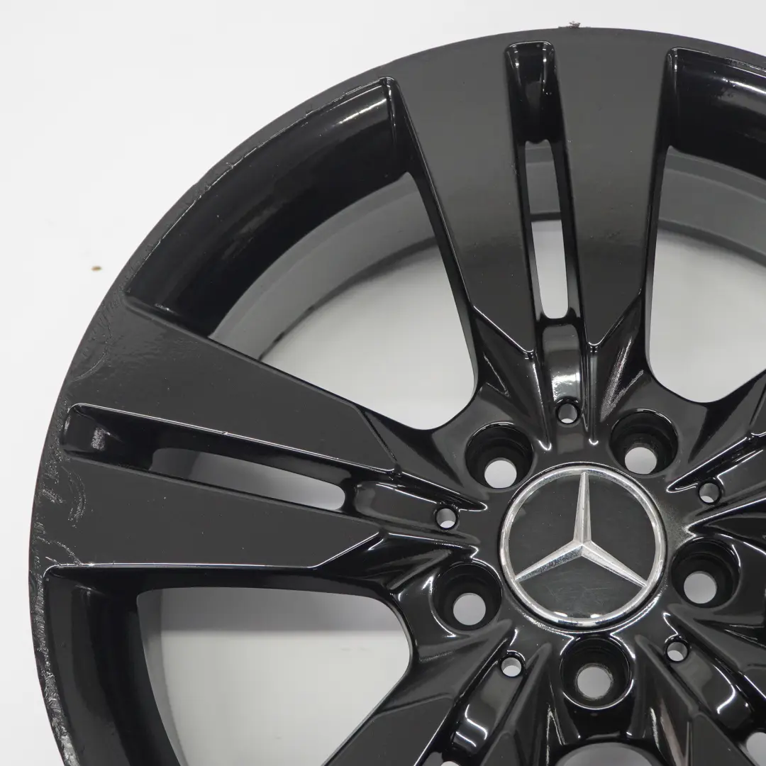 Cerchio in lega nero 18" ET:52 7,5J 5 doppie razze per Mercedes W176 con numero di parte A2464010402 Mercedes W176 Cerchio in lega nero 18" ET:52 7,5J 5 doppie razze - SKU A2464010402-4 - Numero di parte A2464010402
