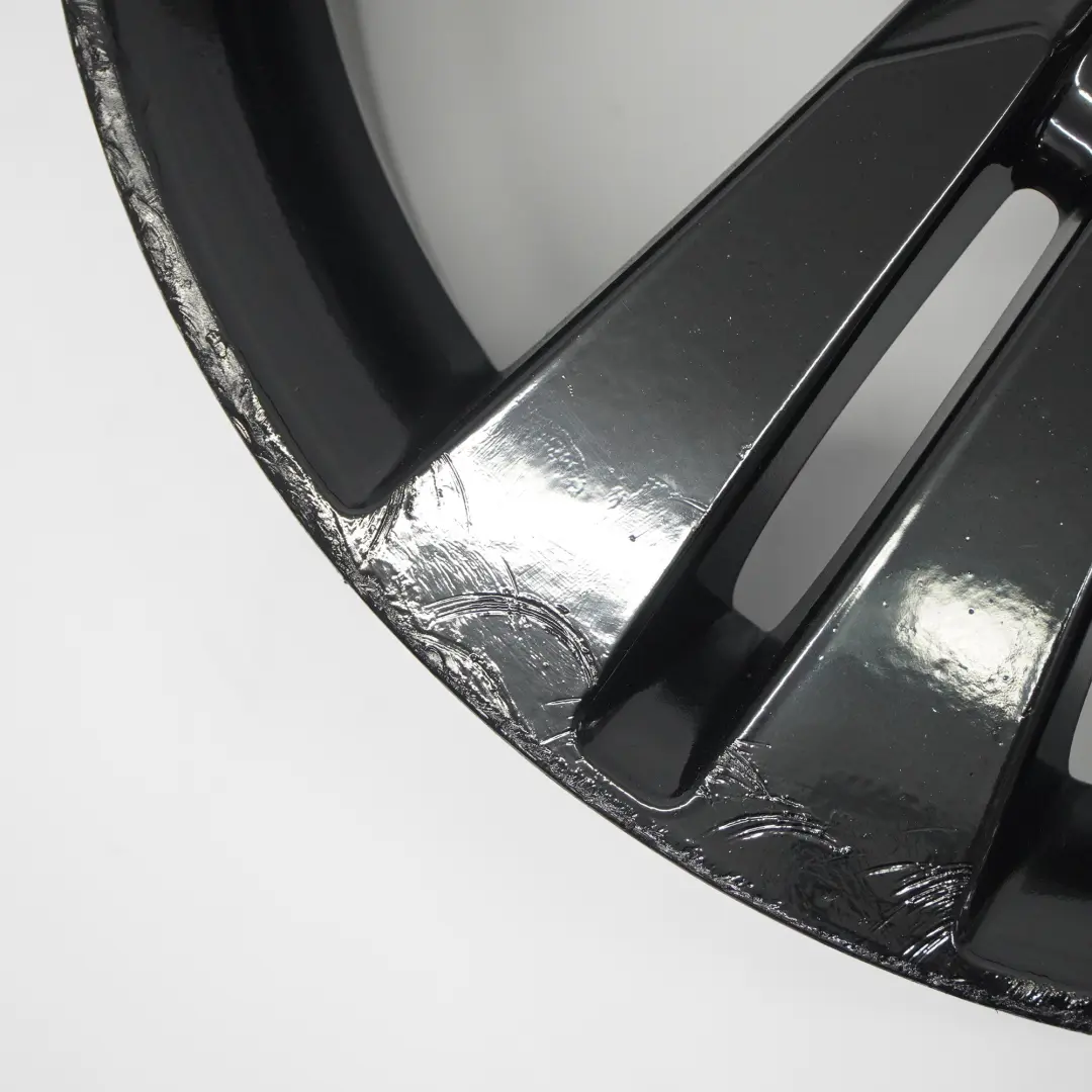 Cerchio in lega nero 18" ET:52 7,5J 5 doppie razze per Mercedes W176 con numero di parte A2464010402 Mercedes W176 Cerchio in lega nero 18" ET:52 7,5J 5 doppie razze - SKU A2464010402-4 - Numero di parte A2464010402