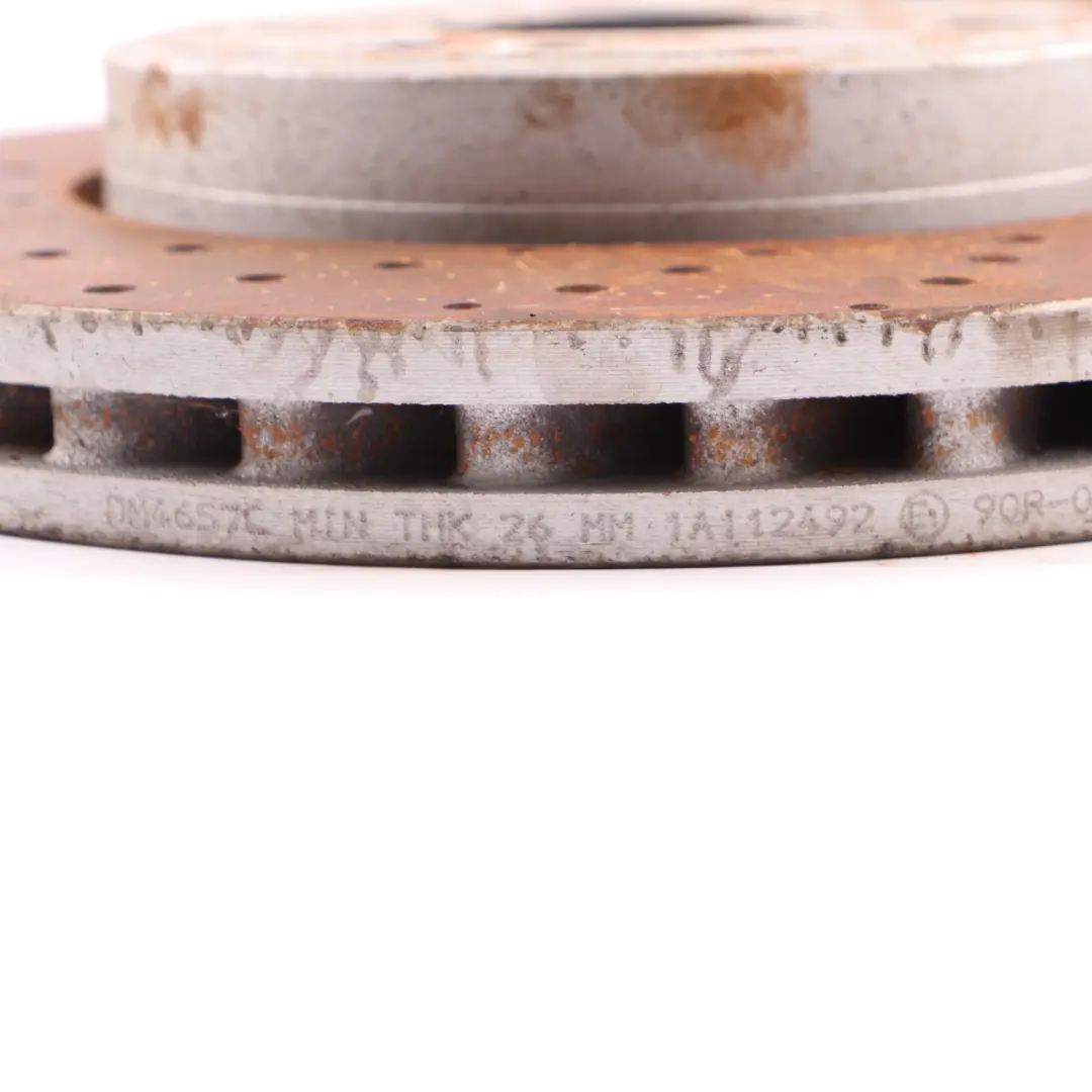 Disque de frein AMG Avant Gauche Droite Roue Perforée pour Mercedes W176 W246 à propos du numéro de pièce A2464212512 Mercedes W176 W246 Disque de frein AMG Avant Gauche Droite Roue Perforée - SKU A2464212512 - Numéro de pièce A2464212512