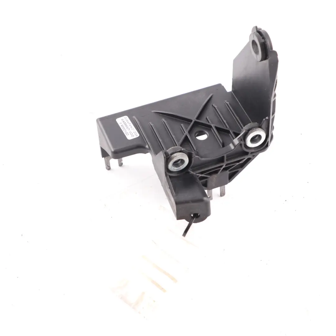 Wspornik Mocowanie Uchwyt Pompy ABS do Mercedes W176 W246 o numerze A2464300201 Mercedes W176 W246 Wspornik Mocowanie Uchwyt Pompy ABS - SKU A2464300201 - Numer Części A2464300201