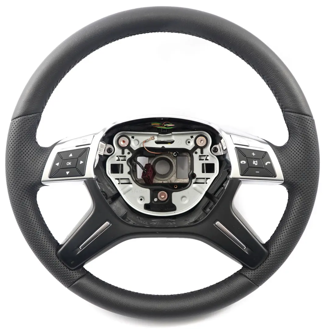 Mercedes W204 NUEVO volante de cuero negro multifunción - SKU A2464605203-1 - Número de pieza A2464605203