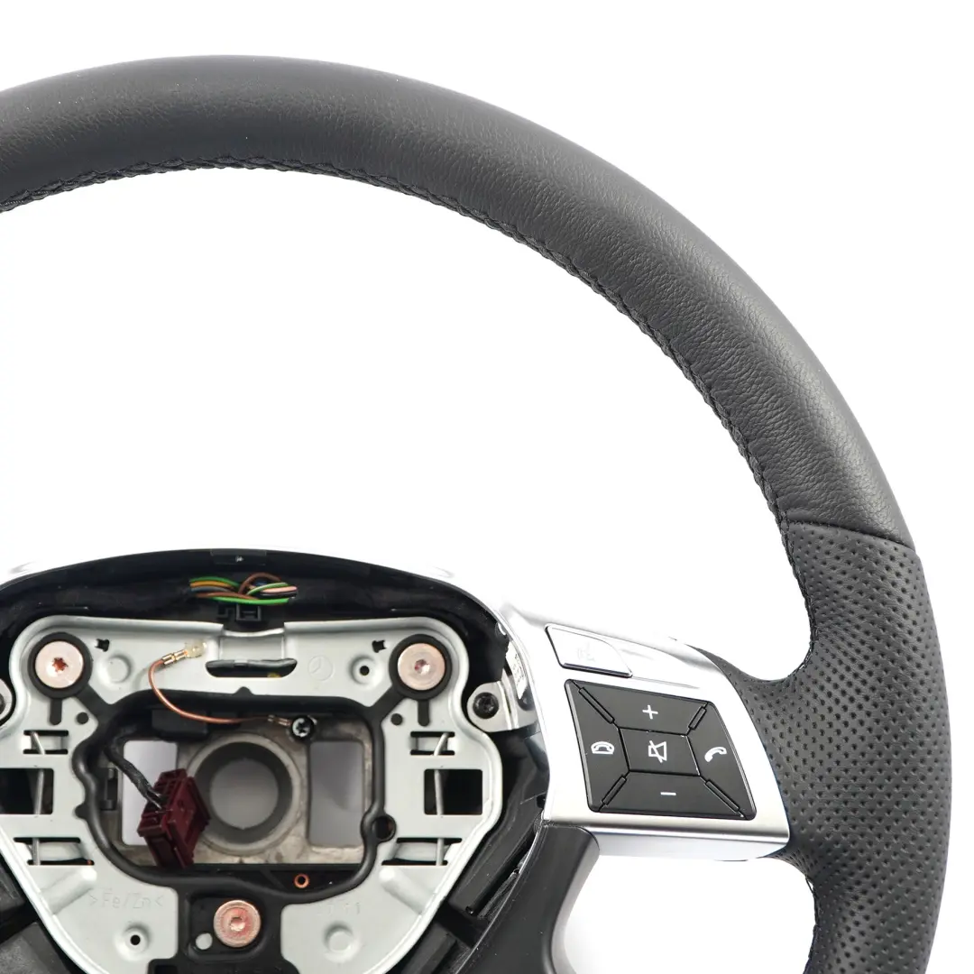 Mercedes W204 NUEVO volante de cuero negro multifunción - SKU A2464605203-1 - Número de pieza A2464605203