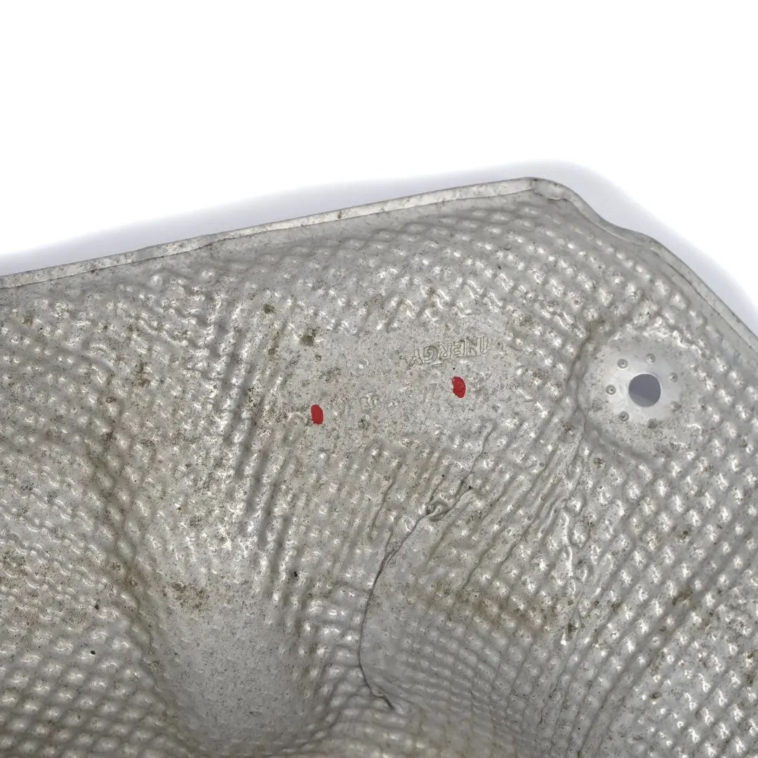 Osłona Termiczna Baku Paliwa OM607 OM651 do Mercedes W176 W246 o numerze A2464700347 Mercedes W176 W246 Osłona Termiczna Baku Paliwa OM607 OM651 - SKU A2464700347 - Numer Części A2464700347