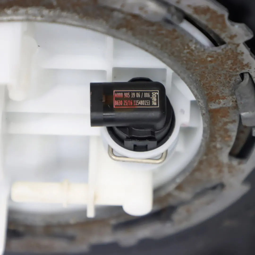 Serbatoio carburante benzina Unità completo 50L A2464702901 per Mercedes W176 W246 con numero di parte A2464703101 Mercedes W176 W246 Serbatoio carburante benzina Unità completo 50L A2464702901 - SKU A2464703101 - Numero di parte A2464703101