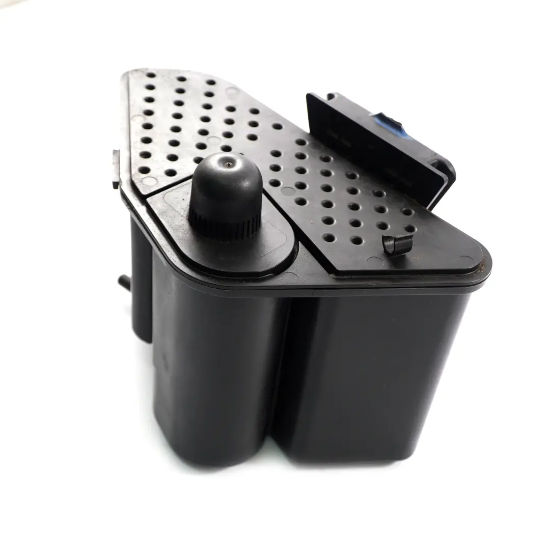 M270 Aktiv kohle filter Kohle Kraftstoff tank A2464702900 für Mercedes W176 W246 mit Teilenummer A2464706000 Mercedes W176 W246 M270 Aktiv kohle filter Kohle Kraftstoff tank A2464702900 - SKU A2464706000 - Teilenummer A2464706000