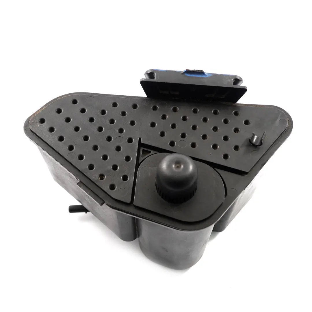 M270 Filtre charbon actif réservoir de carburant A2464702900 pour Mercedes W176 W246 à propos du numéro de pièce A2464706000 Mercedes W176 W246 M270 Filtre charbon actif réservoir de carburant A2464702900 - SKU A2464706000 - Numéro de pièce A2464706000