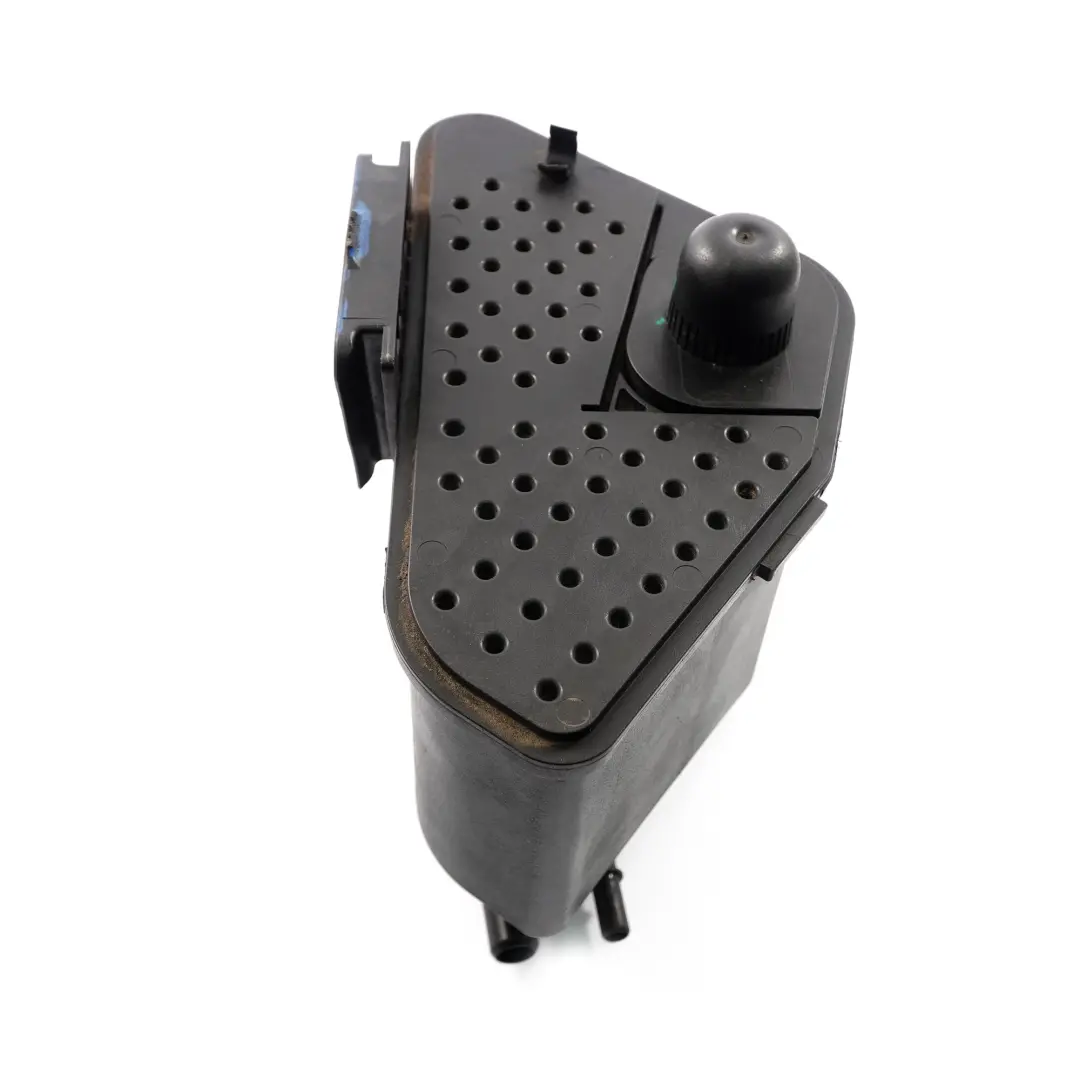 M270 Filtro carbone attivo serbatoio carburante A2464702900 per Mercedes W176 W246 con numero di parte A2464706000 Mercedes W176 W246 M270 Filtro carbone attivo serbatoio carburante A2464702900 - SKU A2464706000 - Numero di parte A2464706000