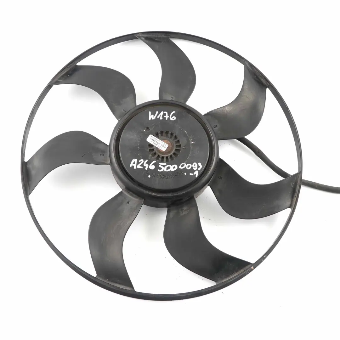  Radiatore raffreddamento Mercedes W176 Radiatore motore Ventilatore 3136613377 - SKU A2465000093-2 - Numero di parte A2465000093