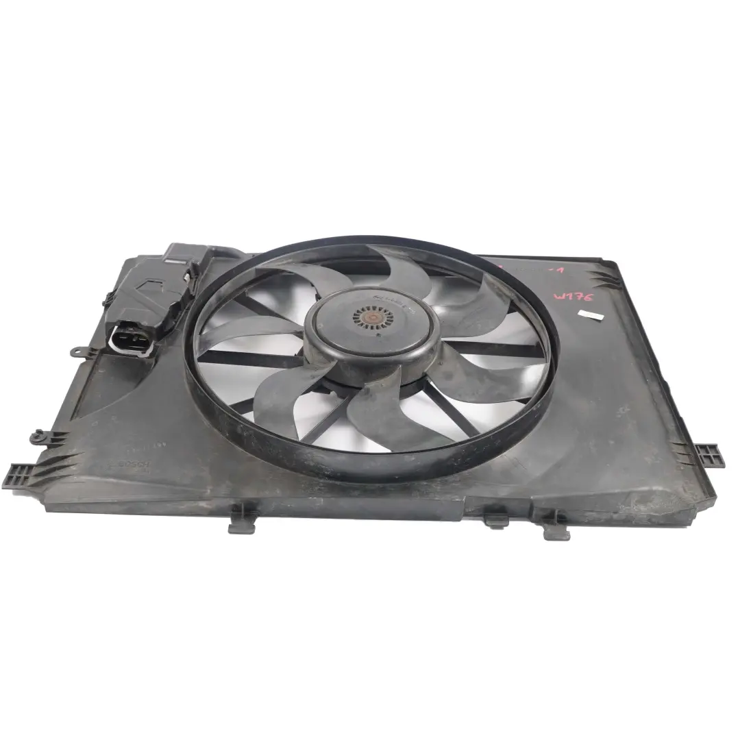  Mercedes-Benz A B W176 W246 Motor Refrigeracion Radiador Ventilador - SKU A2465000093-1 - Número de pieza A2465000093