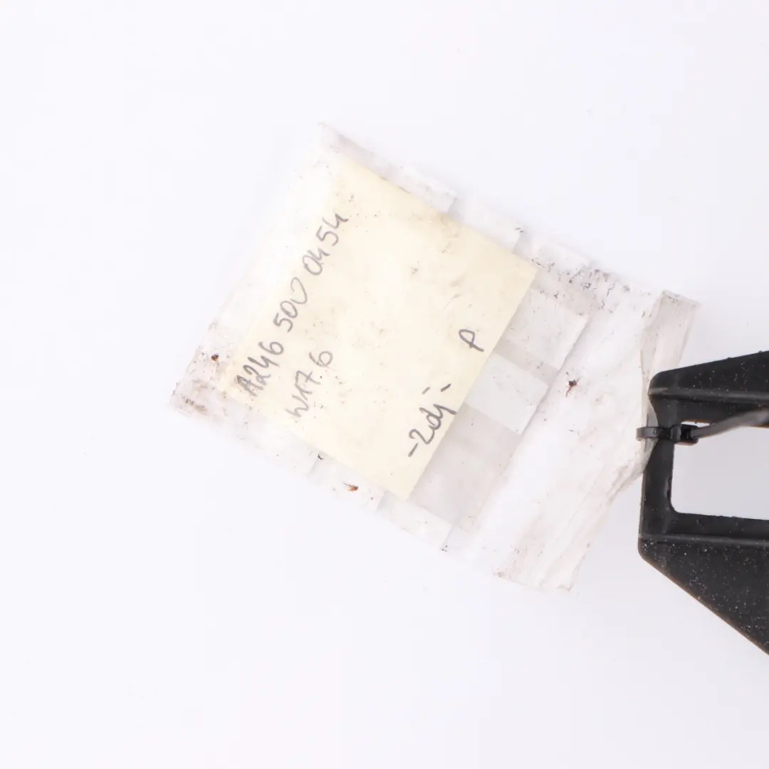 Condensador Aire Acondicionado Mercedes W176 W246 Aire Acon A/C para con número de pieza A2465000454 Condensador Aire Acondicionado Mercedes W176 W246 Aire Acon A/C - SKU A2465000454 - Número de pieza A2465000454