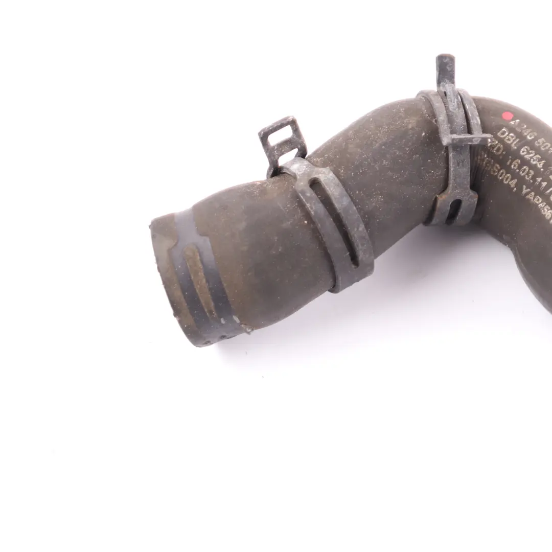 OM651 Tuyau d'eau refroidissement du radiateur du moteur pour Mercedes W176 W246 à propos du numéro de pièce A2465010482 Mercedes W176 W246 OM651 Tuyau d'eau refroidissement du radiateur du moteur - SKU A2465010482 - Numéro de pièce A2465010482