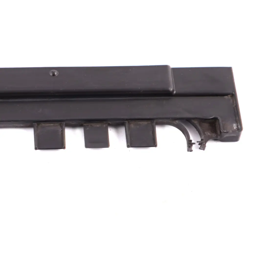 Luft kanal Vorderseite platte Kühler abdeckung 7390474 für Mini Countryman F60 mit Teilenummer A2465051330 Mini Countryman F60 Luft kanal Vorderseite platte Kühler abdeckung 7390474 - SKU A2465051330 - Teilenummer A2465051330