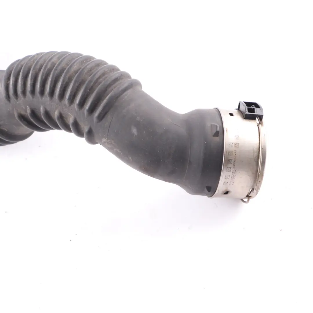 Tuyau admission air Mercedes C117 W176 W246 M270 Intercooler Hose pour à propos du numéro de pièce A2465200001 Tuyau admission air Mercedes C117 W176 W246 M270 Intercooler Hose - SKU A2465200001 - Numéro de pièce A2465200001