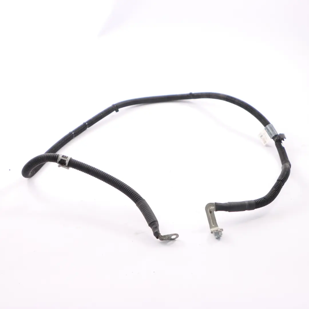 OM651 Lichtmaschinenkabel Batterie Vorsicherungskasten für Mercedes W176 W246 mit Teilenummer A2465400308 Mercedes W176 W246 OM651 Lichtmaschinenkabel Batterie Vorsicherungskasten - SKU A2465400308-1 - Teilenummer A2465400308