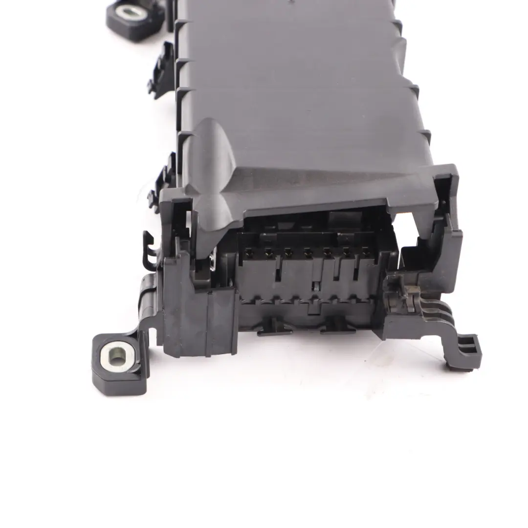 Fuse Relay Box Control Unit A2465400140 to Mercedes W176 with Part number A2465400340 Mercedes W176 Fuse Relay Box Control Unit A2465400140 - SKU A2465400340-2 - Part number A2465400340