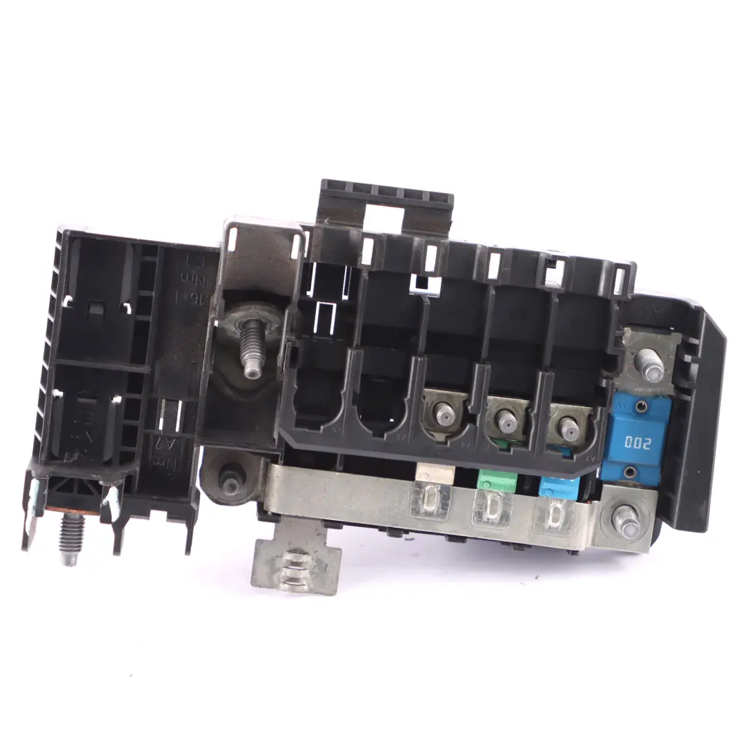 Boîte fusibles Boîte distribution électrique pour Mercedes C117 W176 W246 à propos du numéro de pièce A2465400950 Mercedes C117 W176 W246 Boîte fusibles Boîte distribution électrique - SKU A2465400950-1 - Numéro de pièce A2465400950